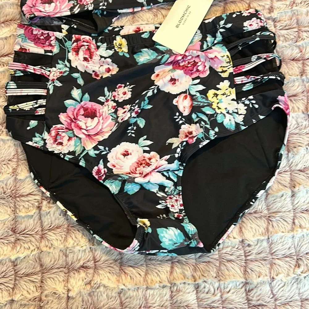 Bloomchic 2 pc Swim Wear size 14-16